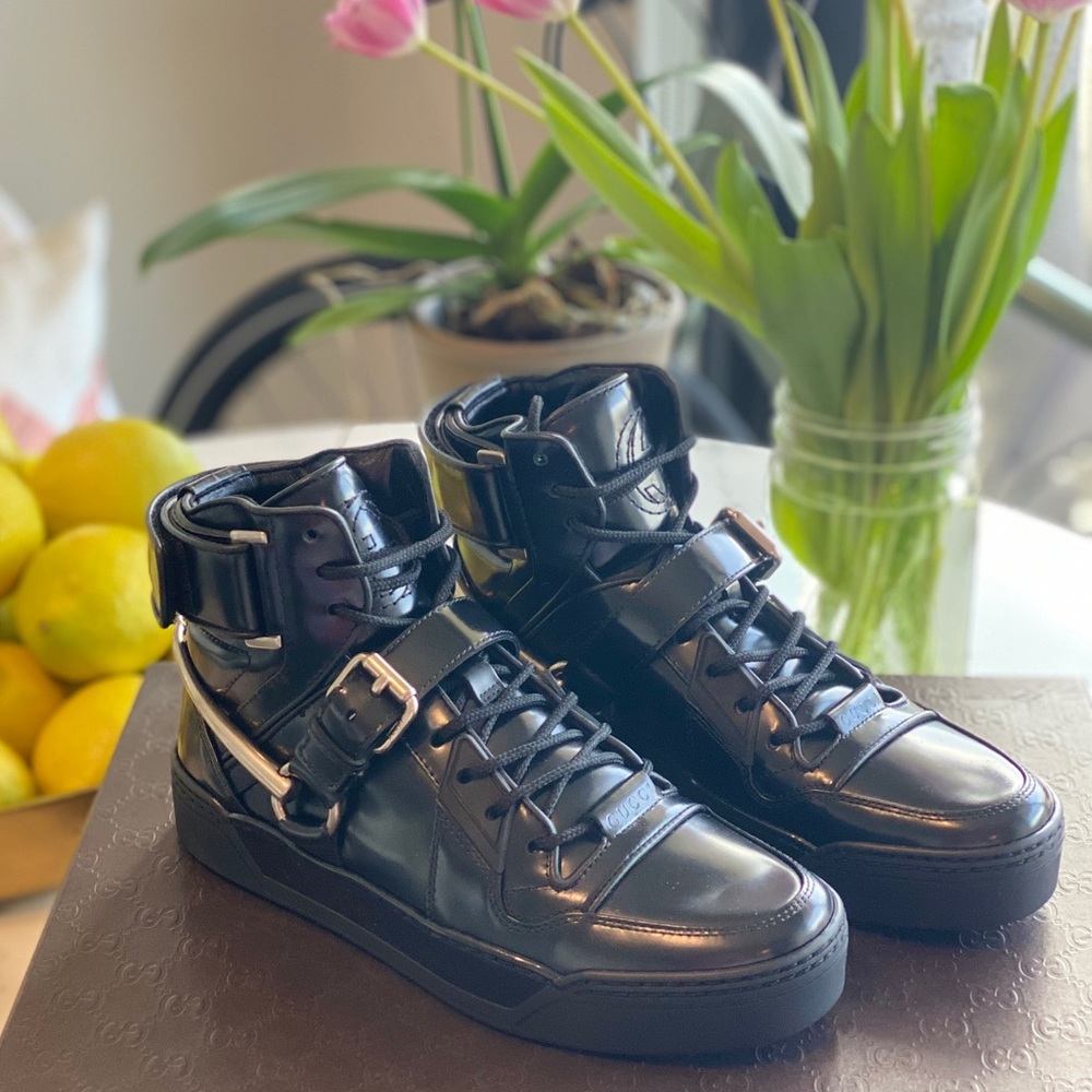 Gucci Leather Sneaker with Silver Horsebit